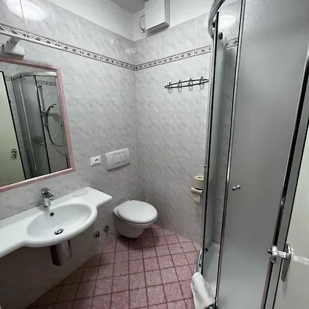 公寓 Cornicello With Pool By Glam 巴多利诺